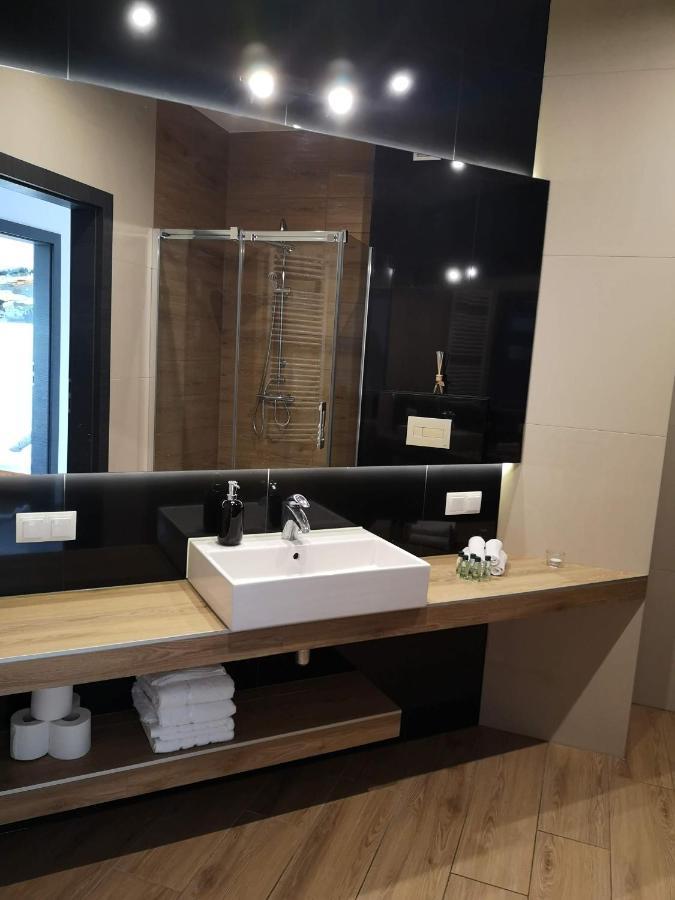 Piotrków TrybunalskiApartament Reymonta Parkアパートメント エクステリア 写真