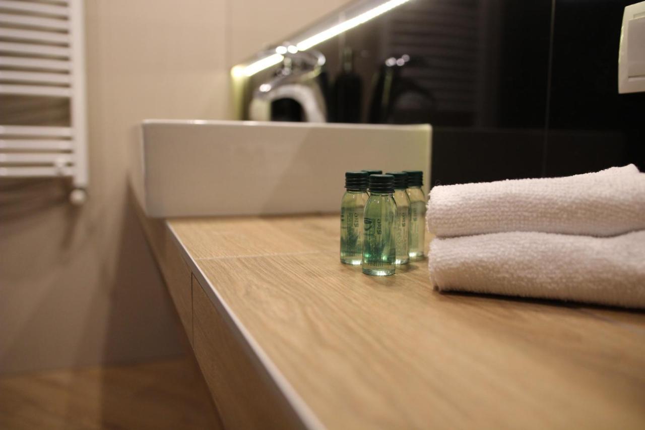 Piotrków TrybunalskiApartament Reymonta Parkアパートメント エクステリア 写真