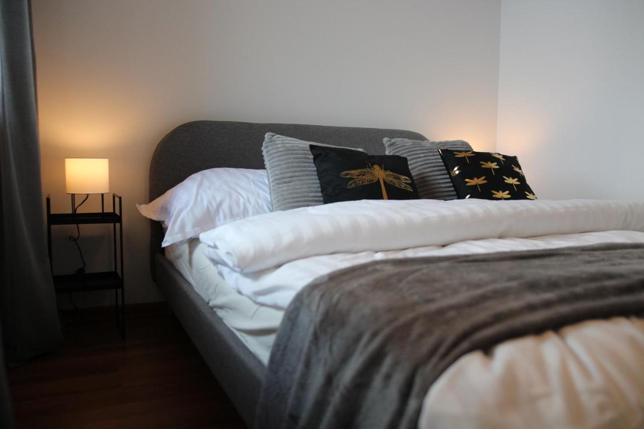 Piotrków TrybunalskiApartament Reymonta Parkアパートメント エクステリア 写真