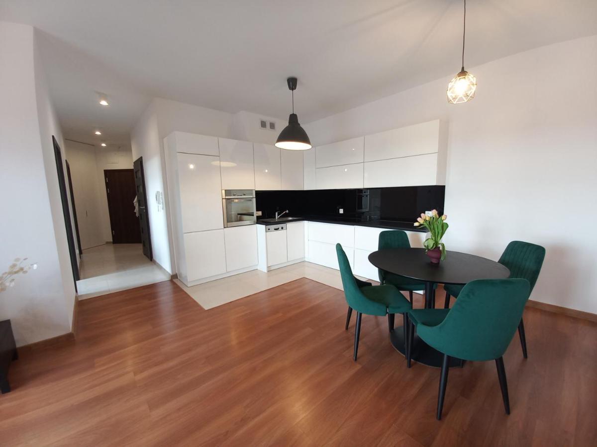 Piotrków TrybunalskiApartament Reymonta Parkアパートメント エクステリア 写真
