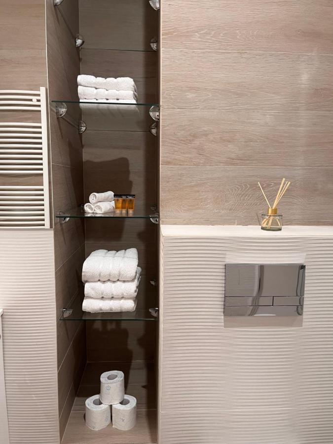Piotrków TrybunalskiApartament Reymonta Parkアパートメント エクステリア 写真