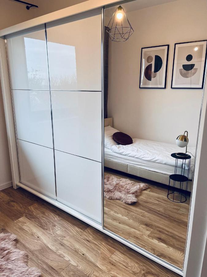 Piotrków TrybunalskiApartament Reymonta Parkアパートメント エクステリア 写真