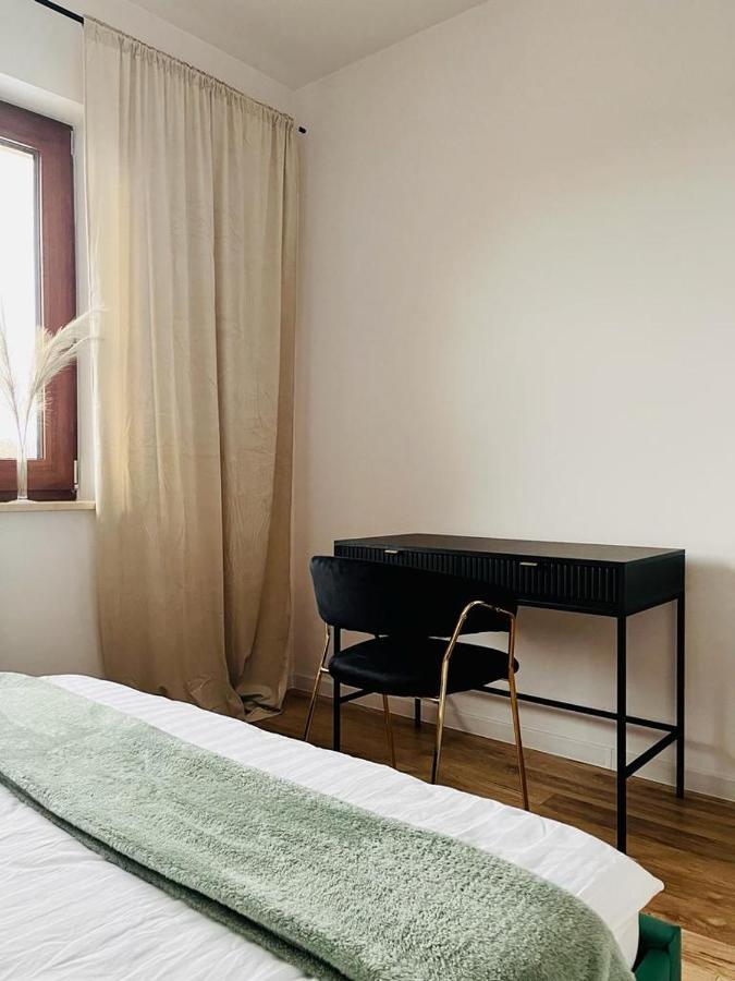 Piotrków TrybunalskiApartament Reymonta Parkアパートメント エクステリア 写真